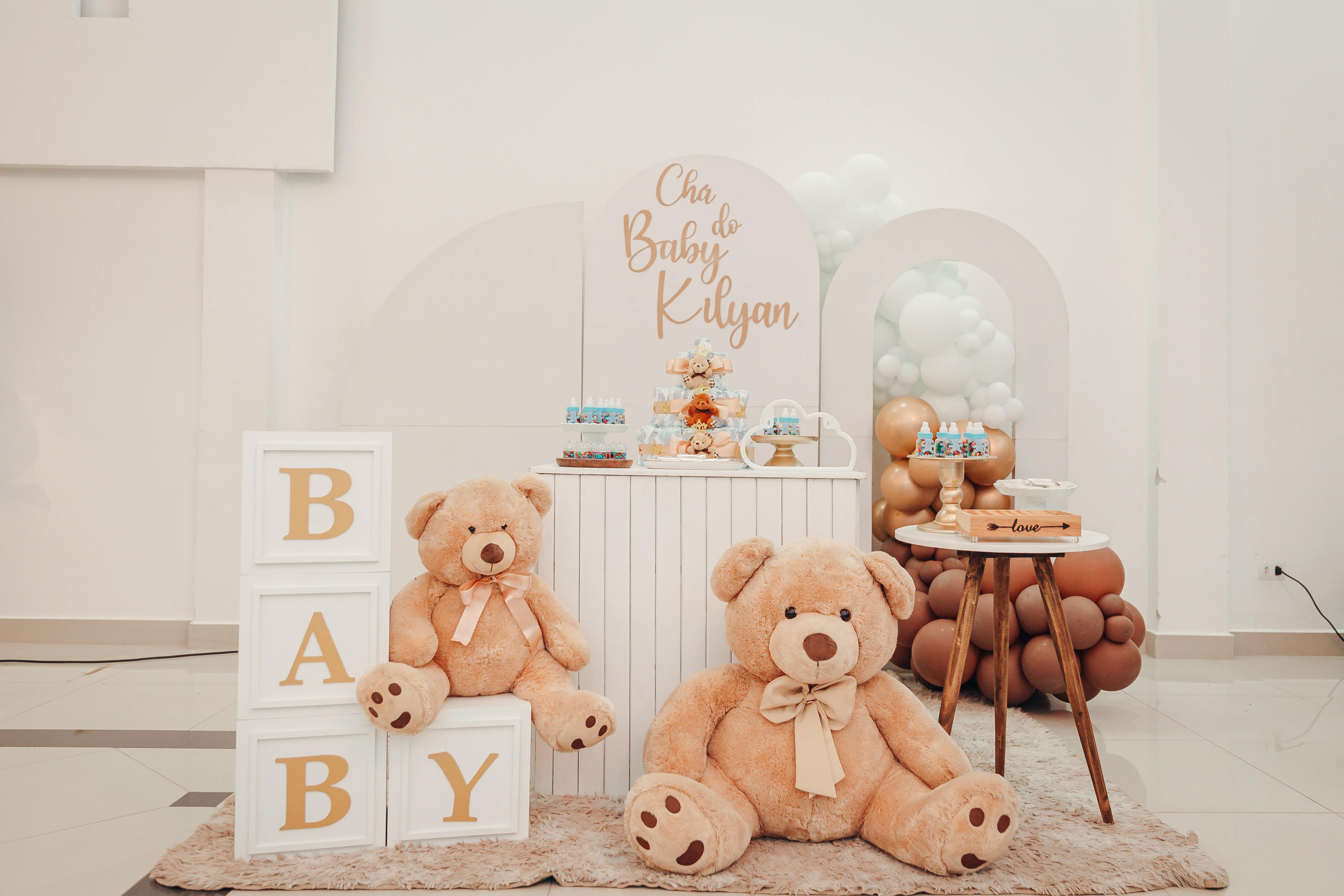 زينة حفلة استقبال مولود بتنسيق دببة وبيج